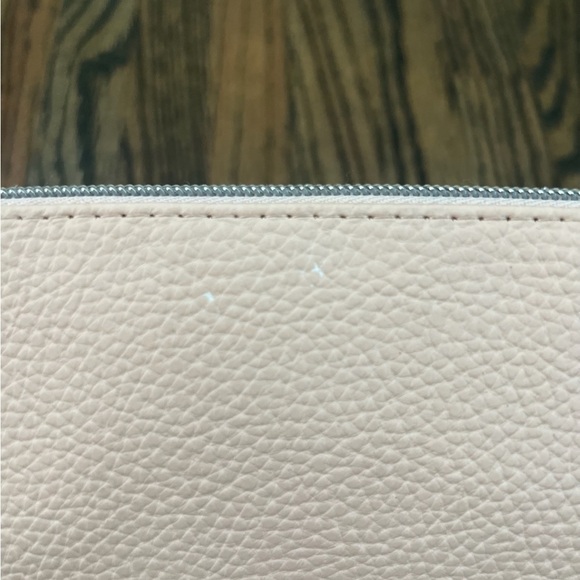 Laura Mercier cream make up bag - Picture 5 of 6